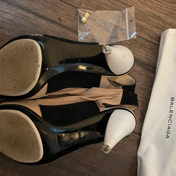 BALENCIAGA  Mesh Heels - Picture 4 of 4